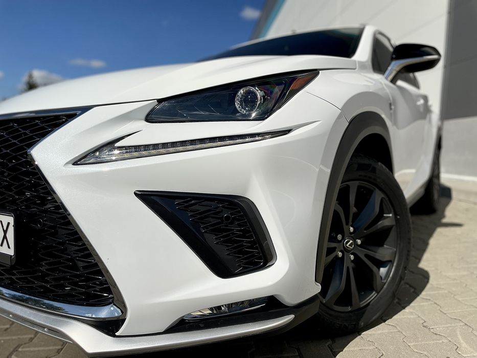 Lexus NX 300 F-Sport 2.0 240 к.с