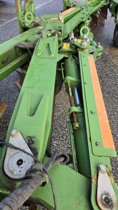 Amazone Cayros 5+1 Lemken Kverneland  Kuhn