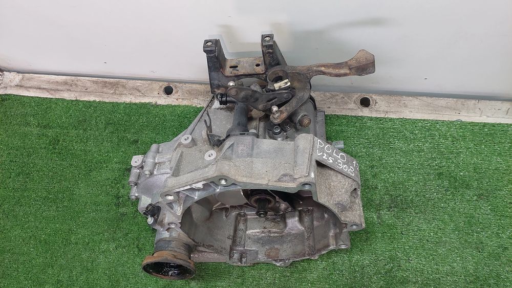 Caixa de velocidades manual VOLKSWAGEN Polo (9N)