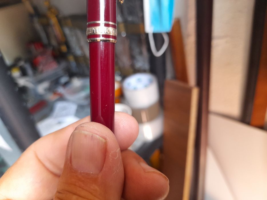 Caneta Montblanc Meisterstuck bordô