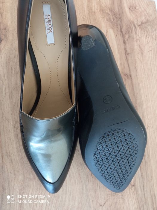 Туфлі нові 39 розмір  взуття Geox лофери черевики