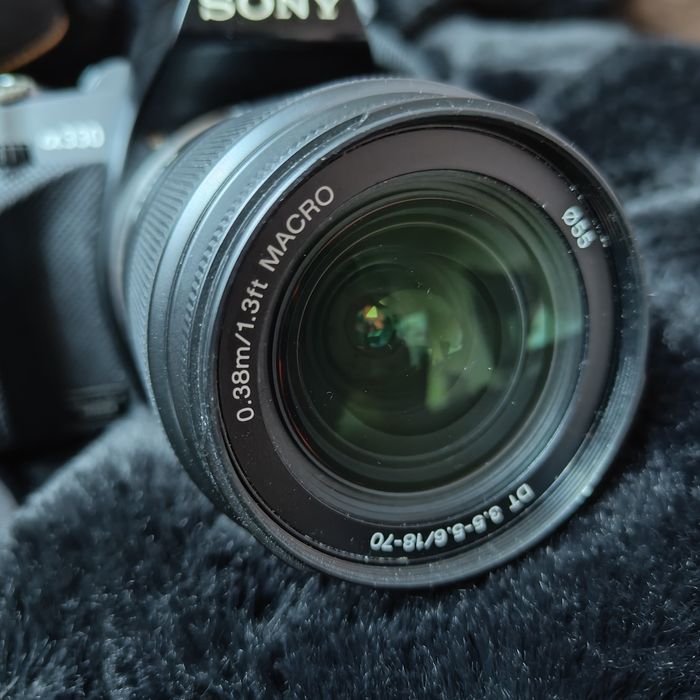 Sony Alpha DSLR-A330 /2 obiektywy/ładowarka/2 aku/pilot/torba/statyw