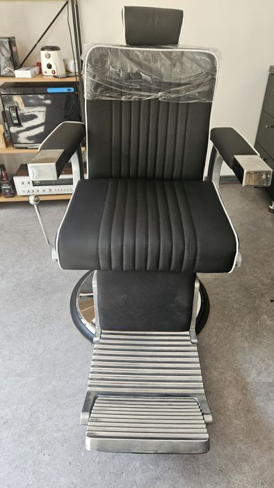 Fotel barberski fryzjerski