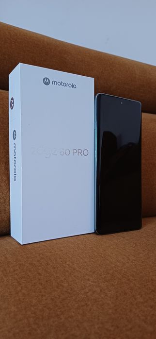 Motorola Edge 60 Pro 12/512

Sprzedam