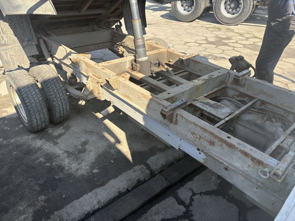 Wywrot bus zabudowa pompa hydrauliczna  z rama do wywrotu paka burty