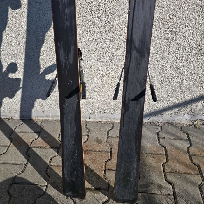 Narty z wiązaniami Fischer dł. 160