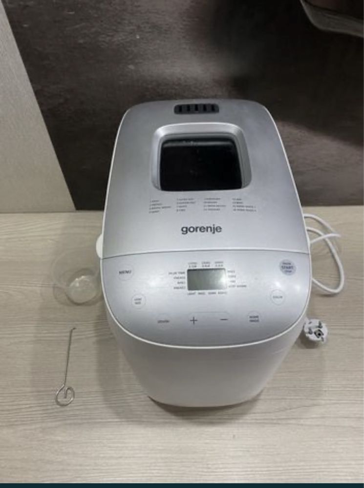 Хлібопічка gorenje bm1600wg