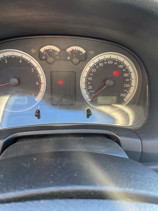 Golf IV 1.4 gasolina