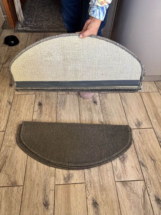 Chodniczki dywanowe na schody na stopnie