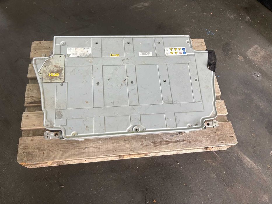 Mercedes bateria miekka hybryda 205/213