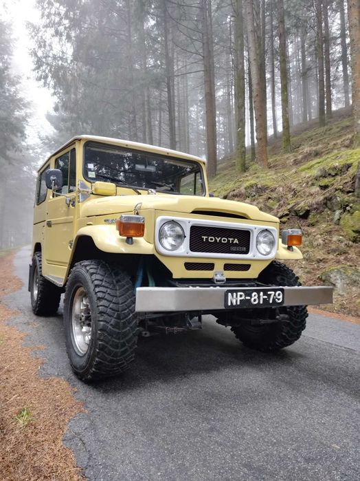 Aluguer carro clássico Toyota BJ40, casamentos, eventos