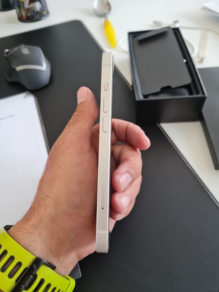 iPhone 14 128GB Branco - Garantia até Abril 2024!