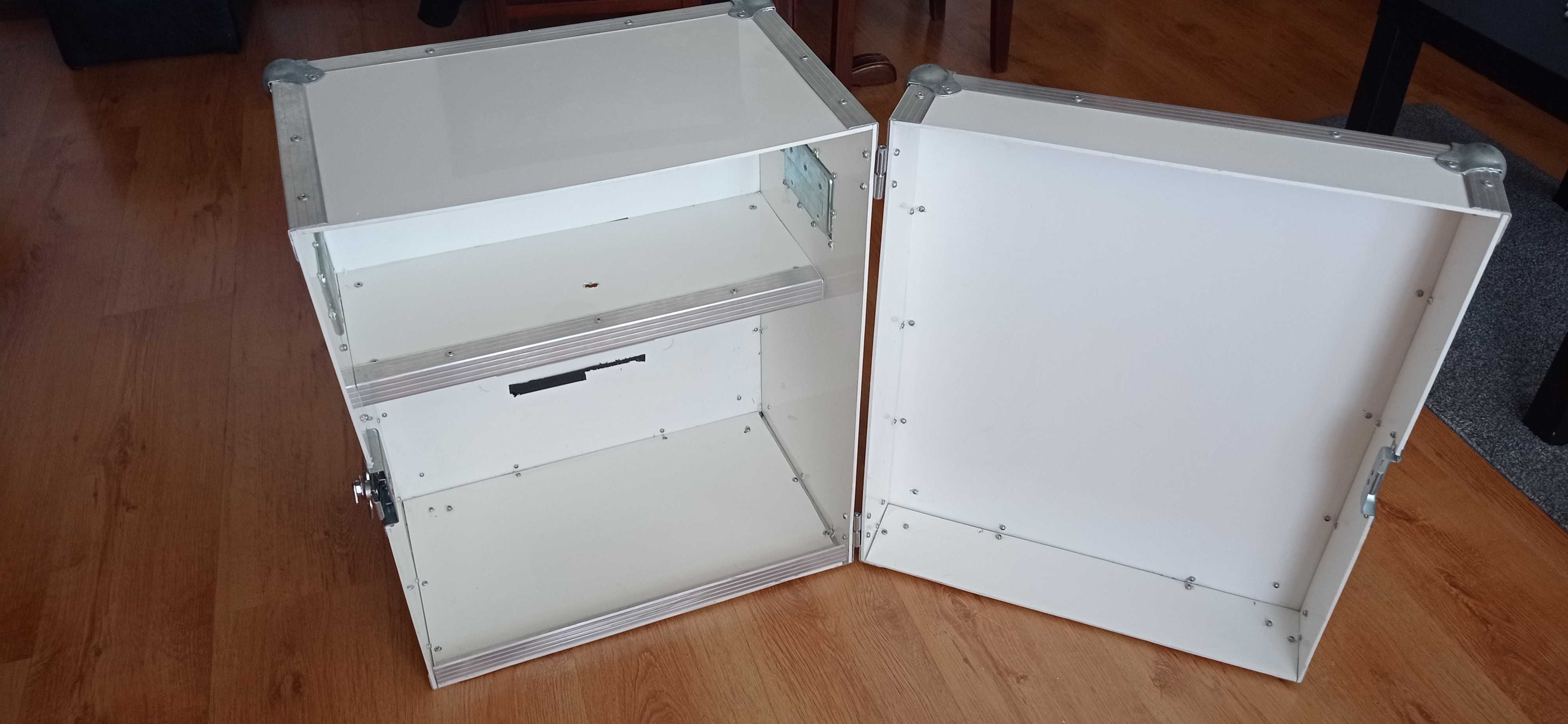 Case, skrzynia na sprzęt muzyczny, kable itp