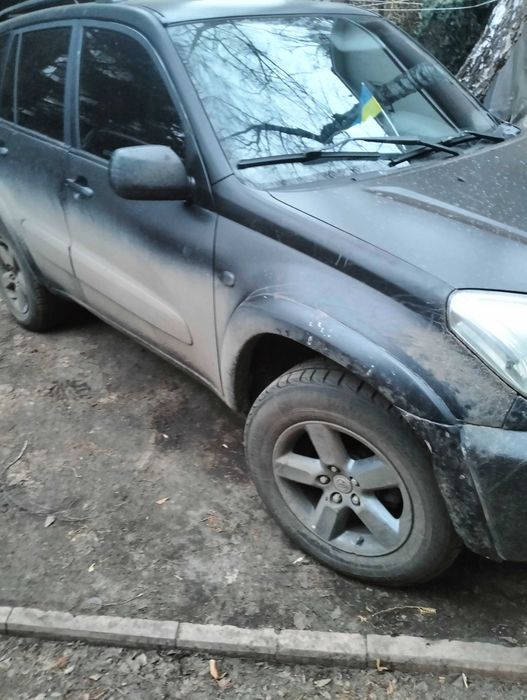 Продам автомобіль Toyota Rav 4
