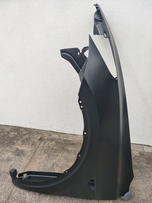 Guarda Lamas Frente ESQ TESLA MODEL Y