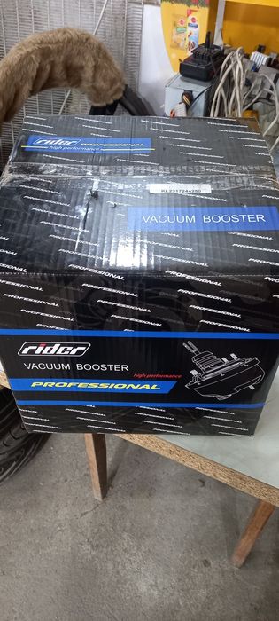 Вакумний підсилювач гальмів Лада Калина 1118