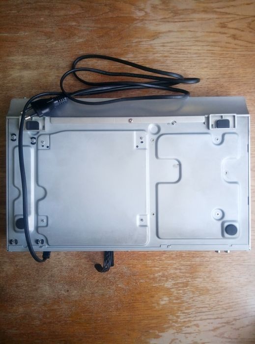 Saturn ST-DV7704 та BBK DV 311S player,б/в.