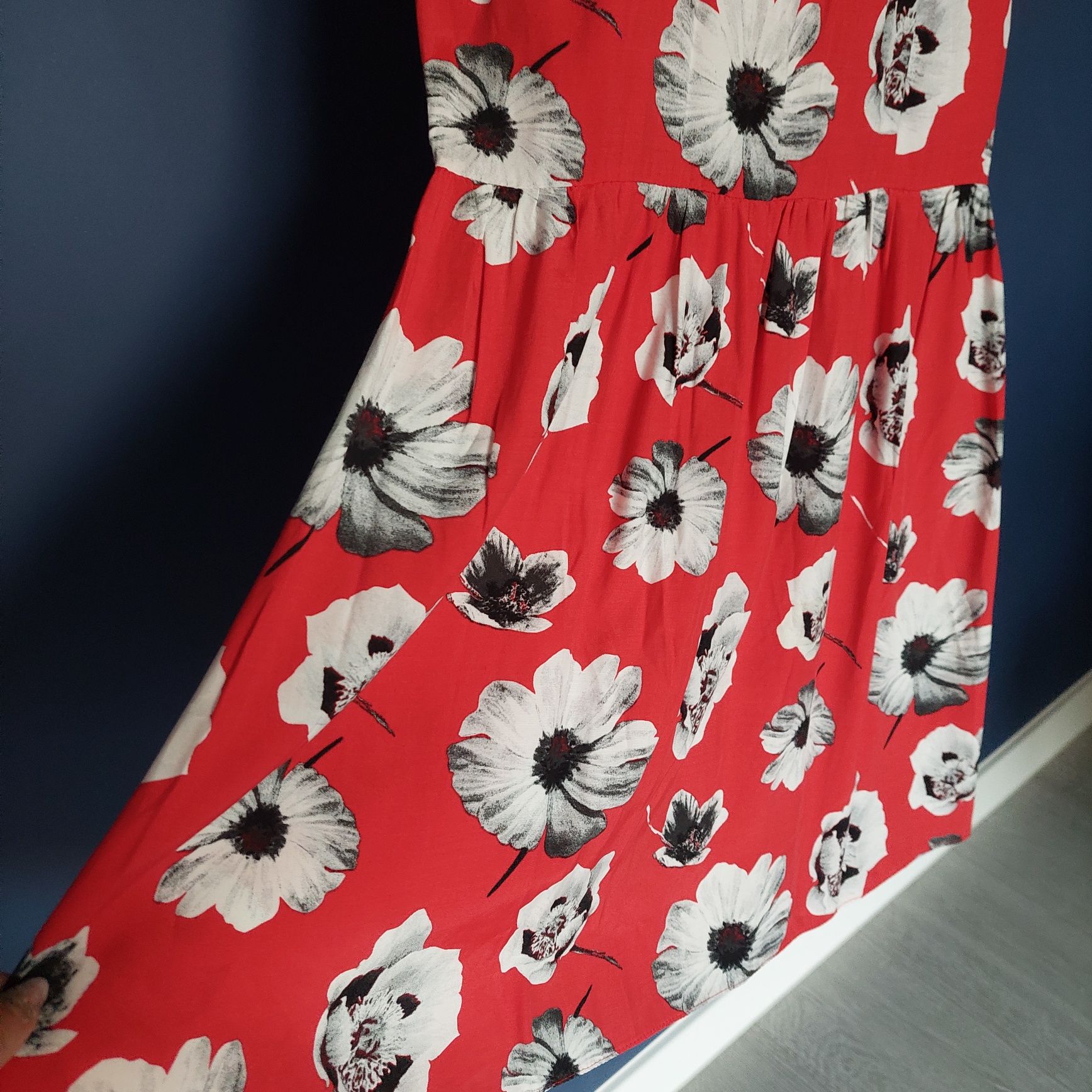 Sukienka PRIMARK NOWA ATMOSPHERE kwiaty czerwona 40 L