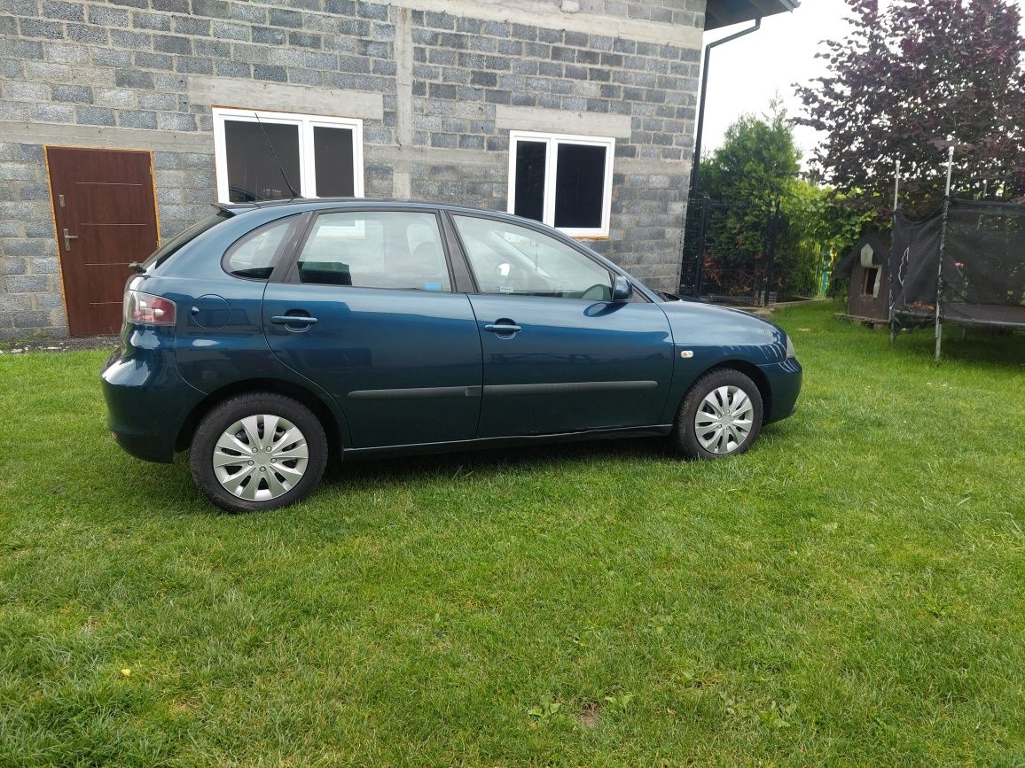 Seat ibiza 3 1.2 12v Lift 2007r przebieg 153tys