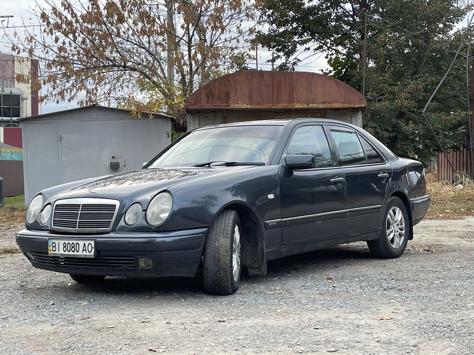 Продам Мерседес w210 2,2 дизель