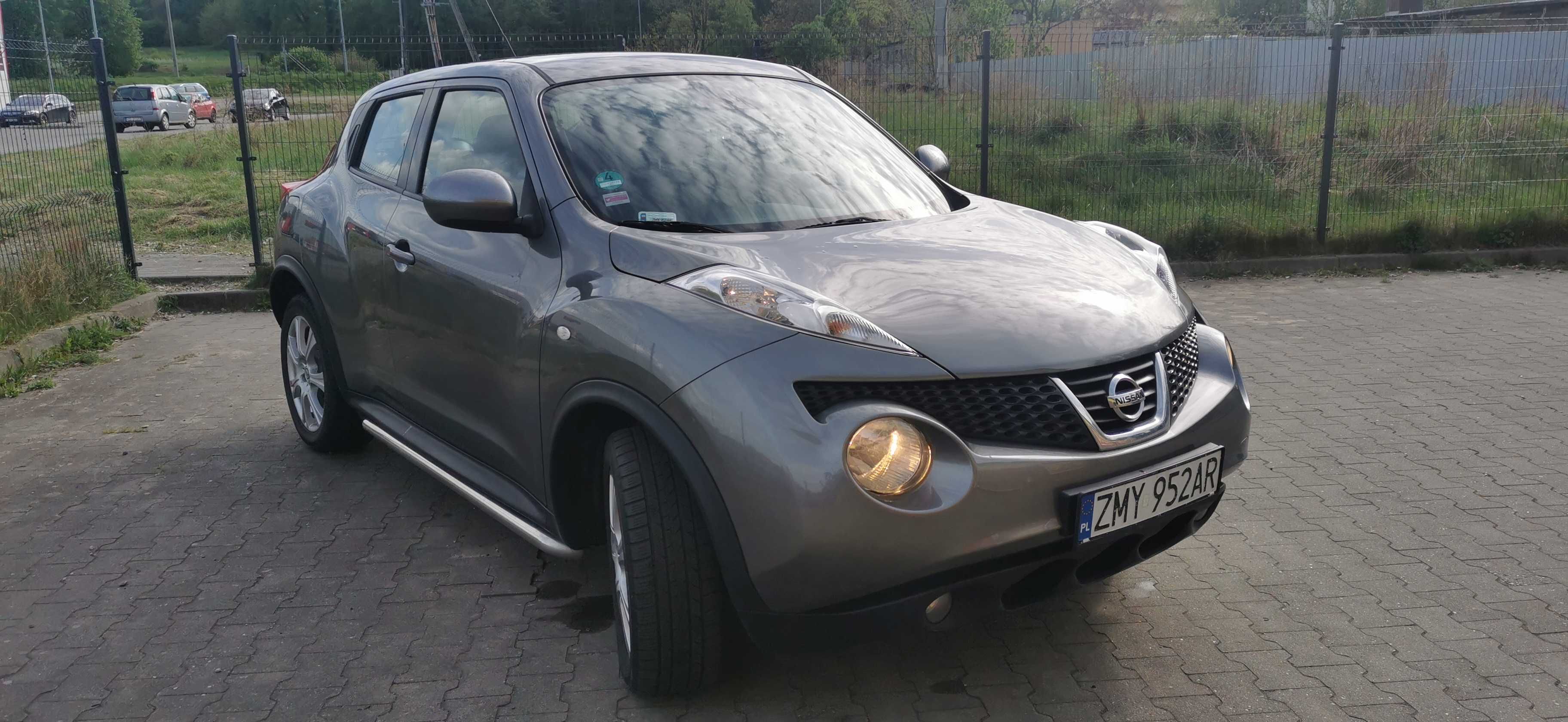 Nissan juke tekna1.6 benzyna