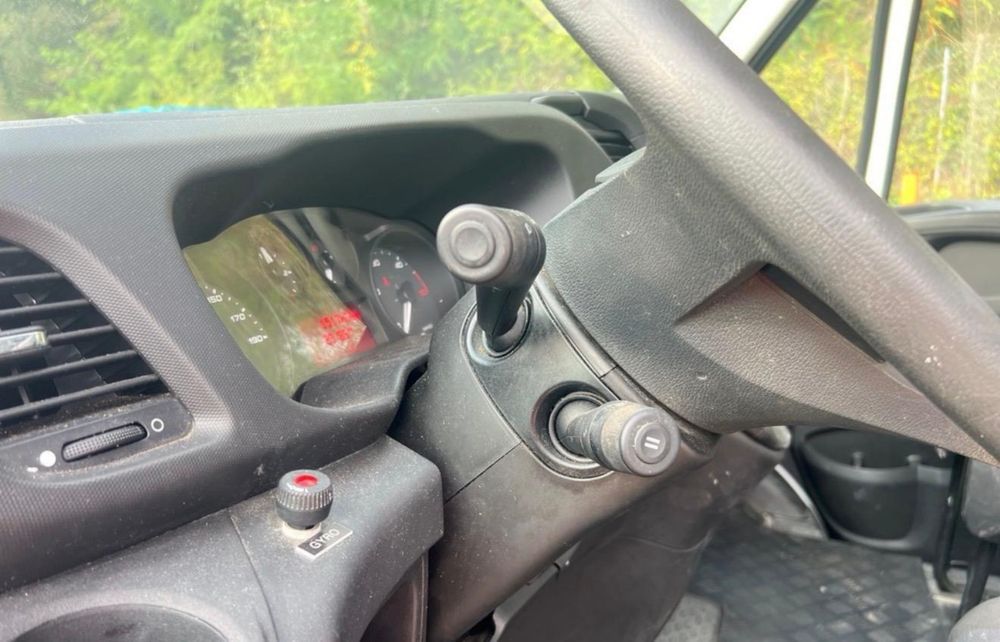 IVECO 35s16 GRUA CESTO 18 METROS APENAS 29.000km ###OPORTUNIDADE###