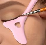 Espátula para delinear os olhos na perfeição