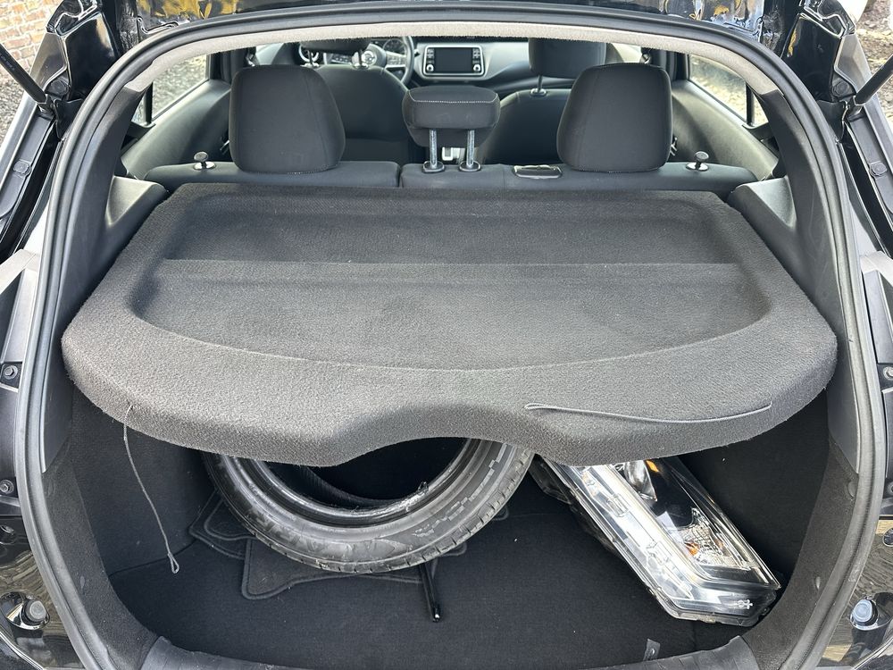 Кришка багажника Nissan Kicks 2018-2020 / Ніссан Кікс