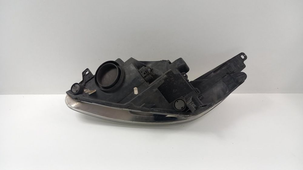 Ford C-Max Mk2 Lampa Przód Prawa