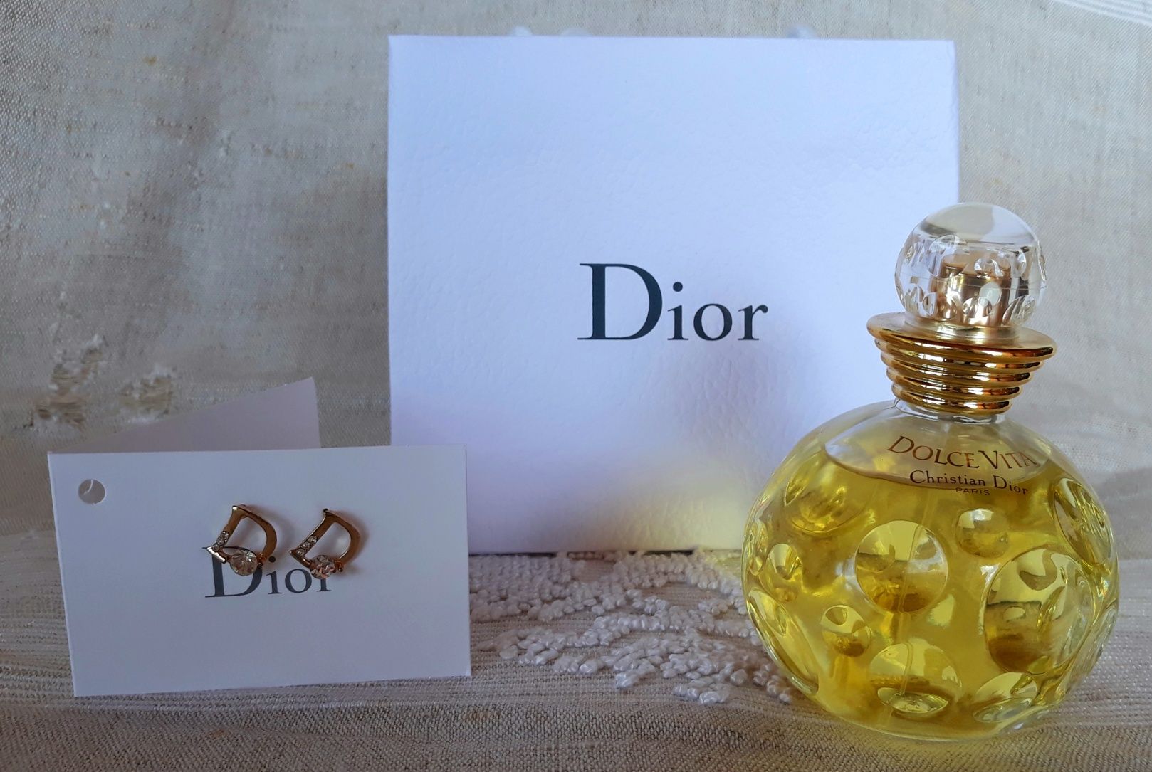 Cofrett Dolce Vita edt 100 ml Dior oferta Saco, caixa e brincos Dior