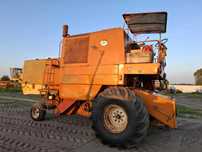 Kombajn zbożowy Bizon Z056 SUPER