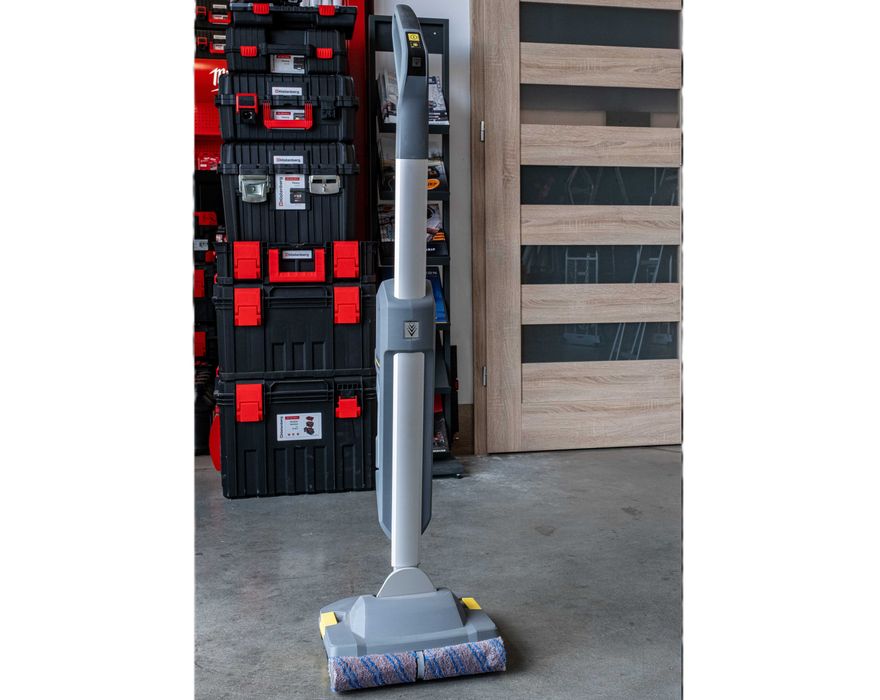 Szorowarka kompaktowa Kärcher BR 30/1 C Bp – Nowa, nieużywana