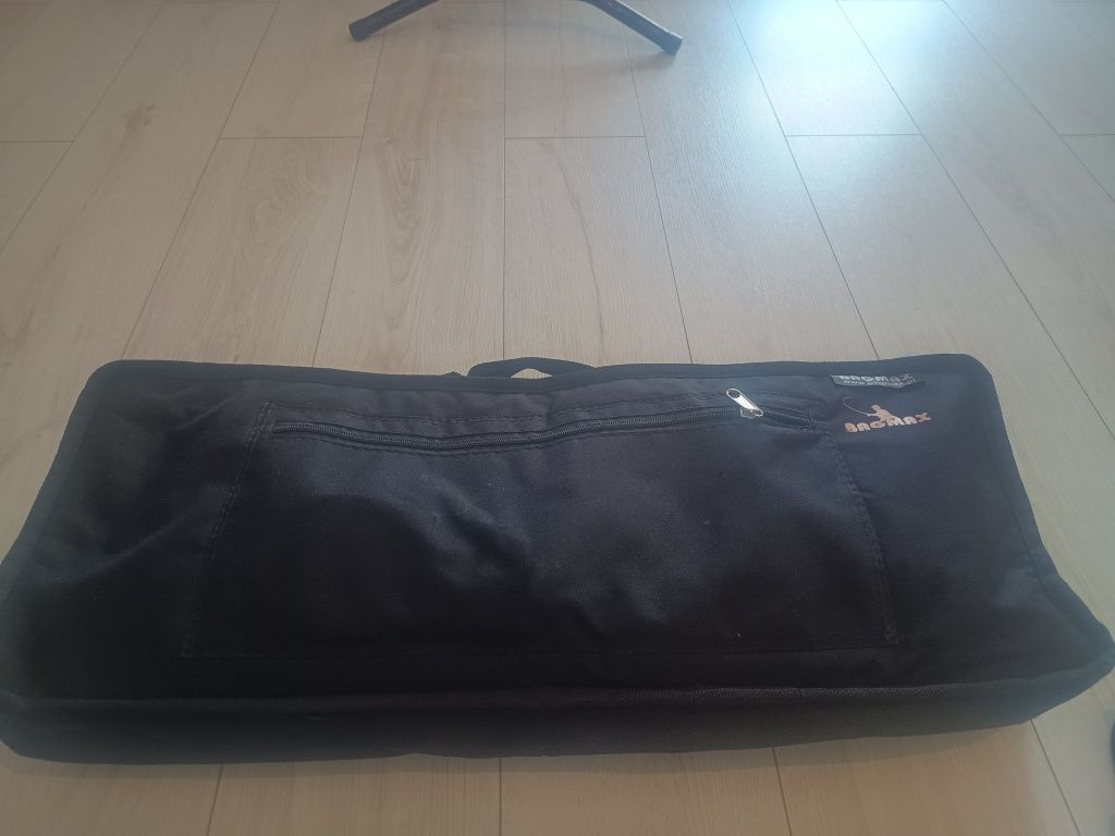 Behringer FCB 1010 STAN BDB + pokrowiec i kable