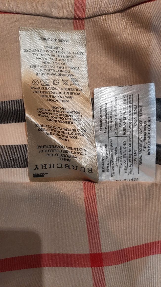 Lekka kurteczka pikowaną firmy BURBERRY BRIT