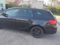 Szyba karoseryjna tył lewa prawa Opel Astra J kombi
