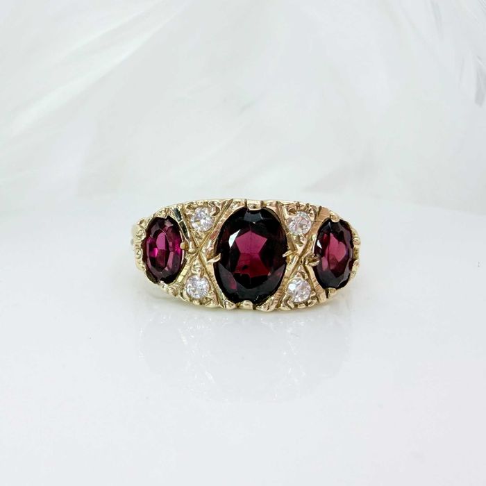 Złoty pierścionek PR.375 9K