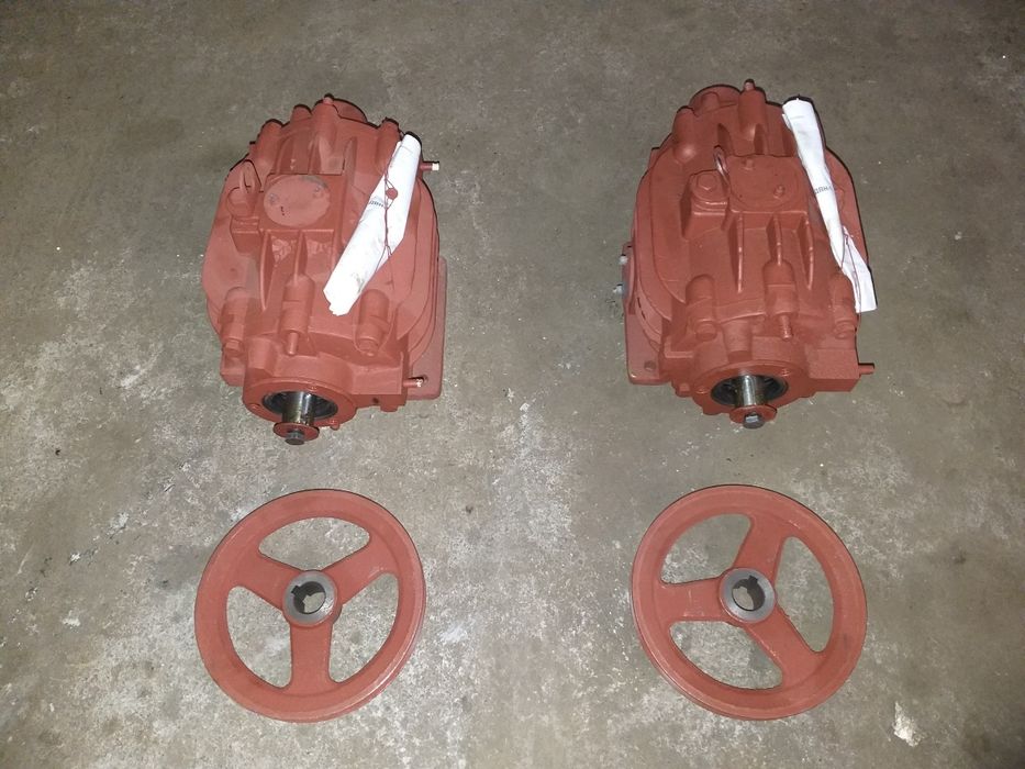 Вакуумные насосы УВД-10, Вакуумные насосы для асинизаторов