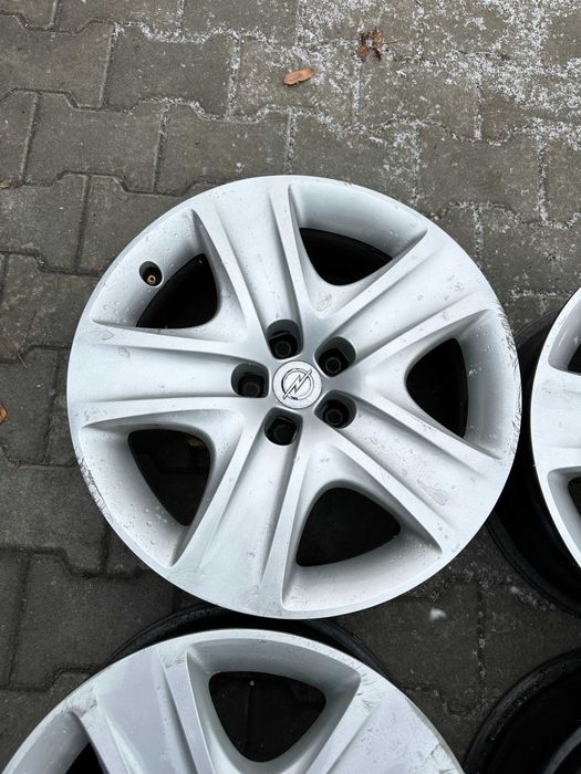 5x105 7j x 17" et42 OPEL OE felgi stalowe strukturalne