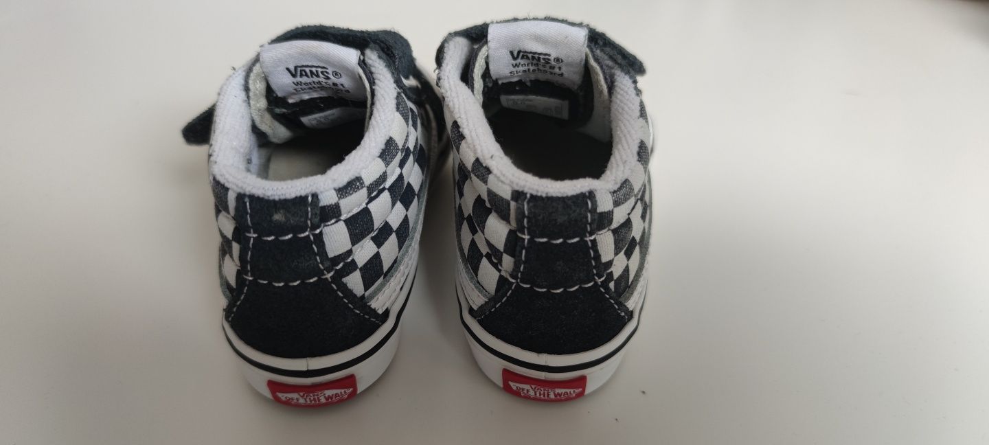 Buty Vans dziecięce r. 22