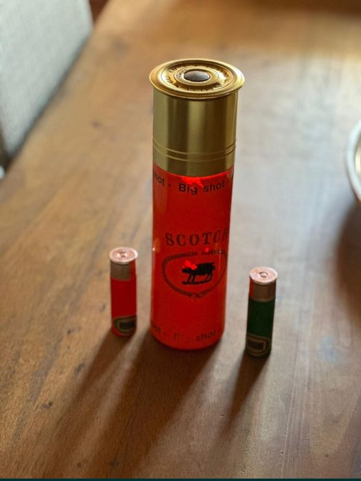 Garrafas com formato de Cartucho