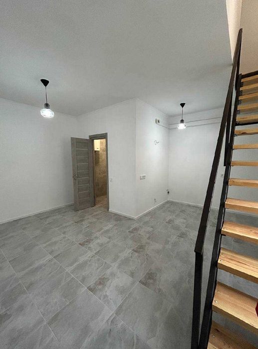 Квадробудинок з новим ремонтом в Бучі за 69000$