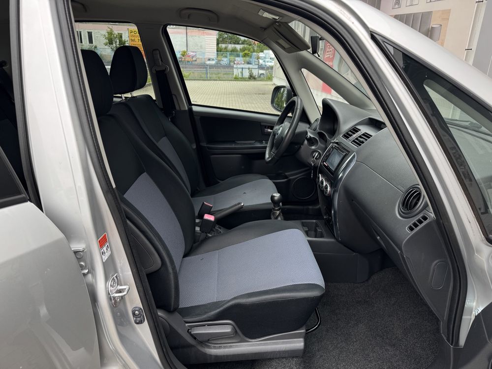 Sedici 1,6 4x4 awd klima alufelgi z Niemiec