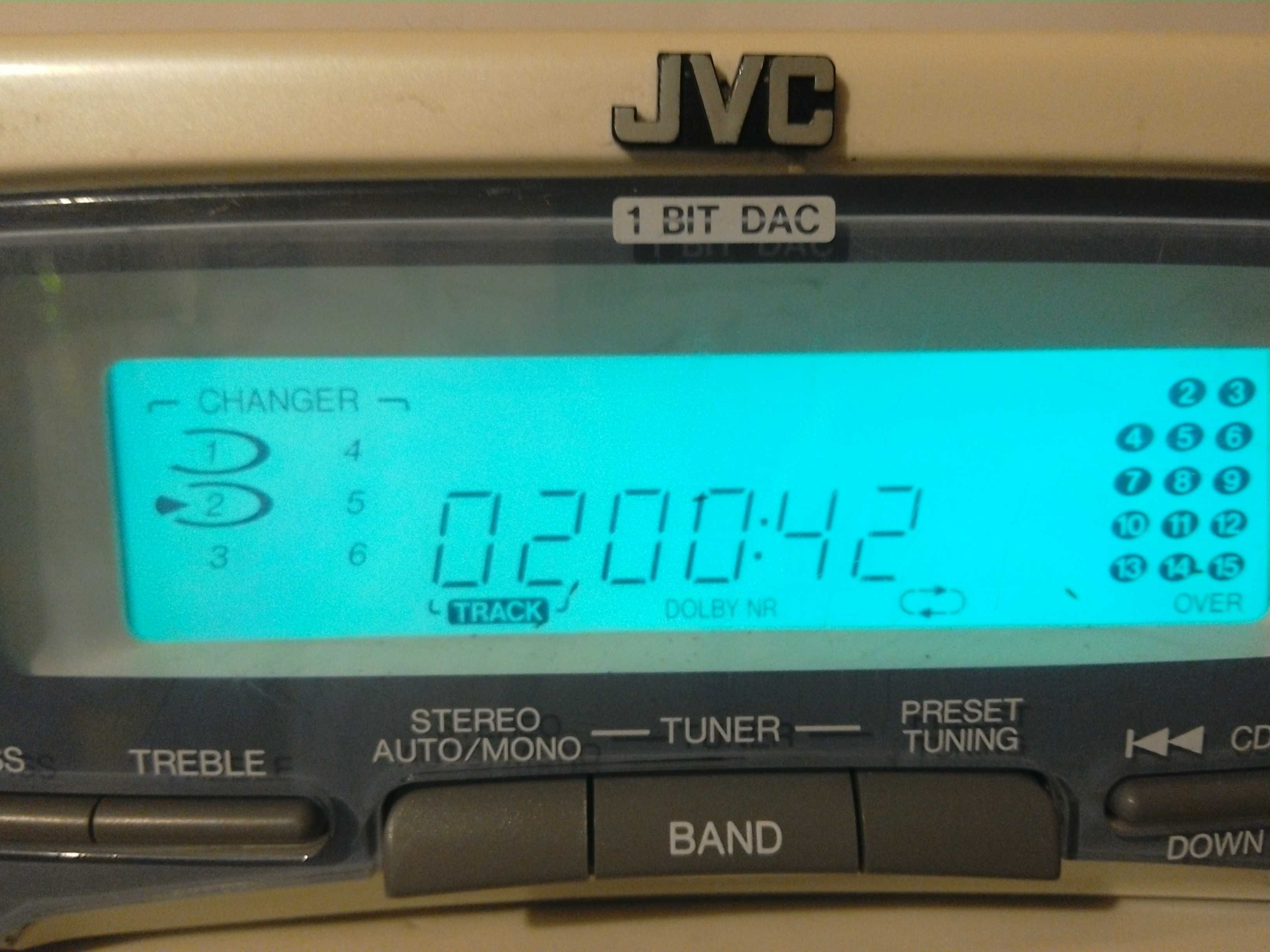Wieża JVC radio z FM CD x 6 magnetofon. Tanio !!!