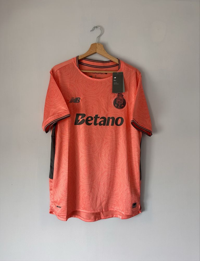 FC Porto 25/26 Away Shirt