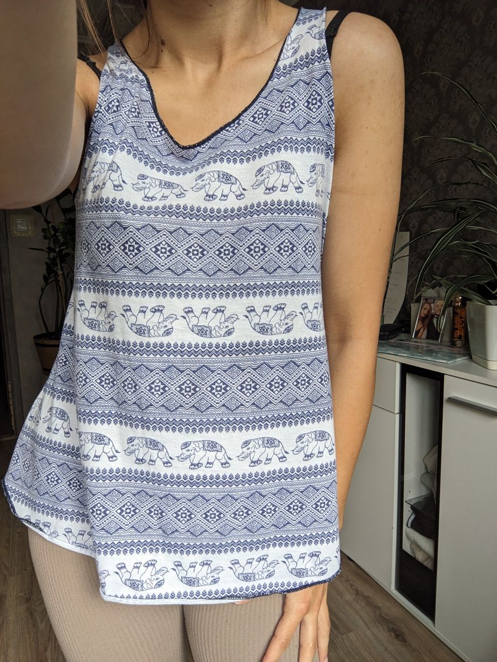 Blzuka koszulka Boho słonie wzory na ramiączkach zwiewna a