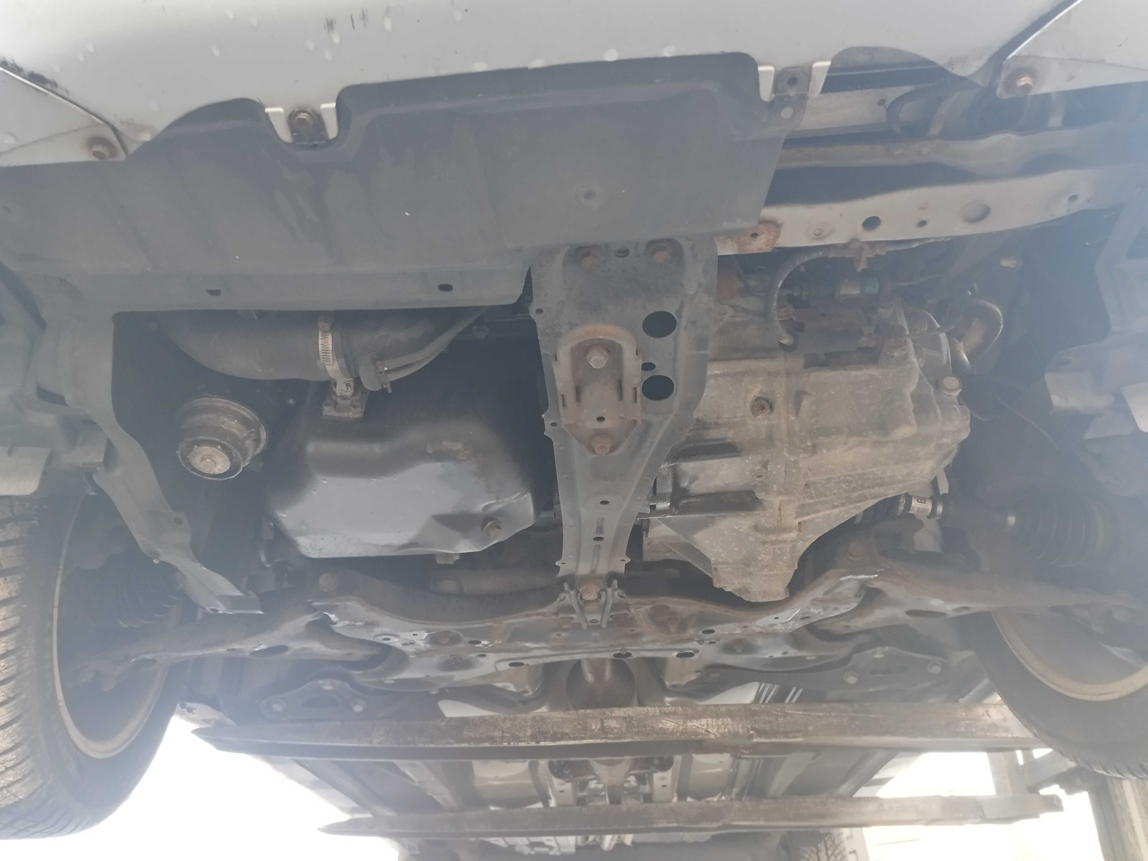 sanki wózek kołyska Toyota Corolla Verso II 2.2 D4D