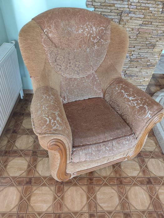 Крісло м' яке - 2 шт .