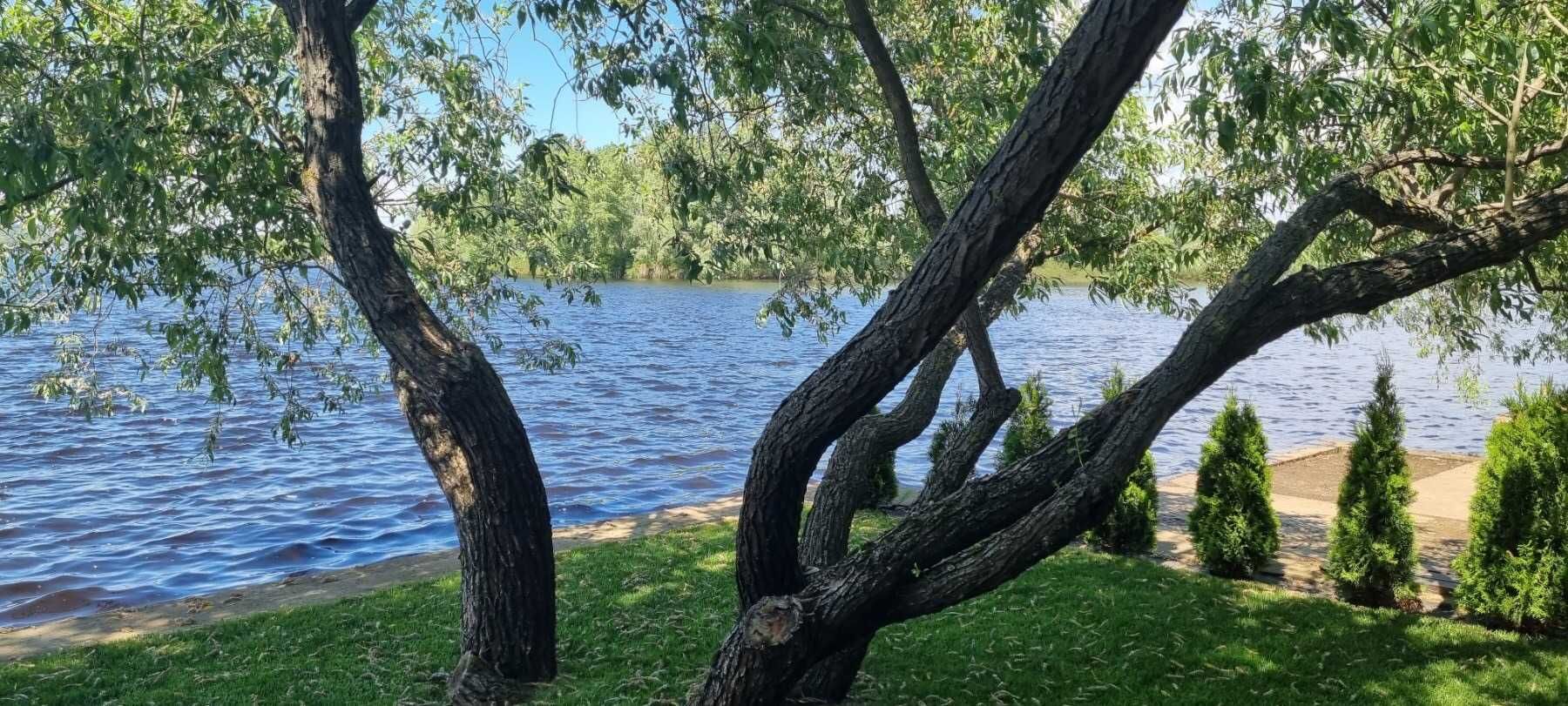 Посуточная аренда 1 єт. дома 40 кв.м. на берегу водоема с.Осещина