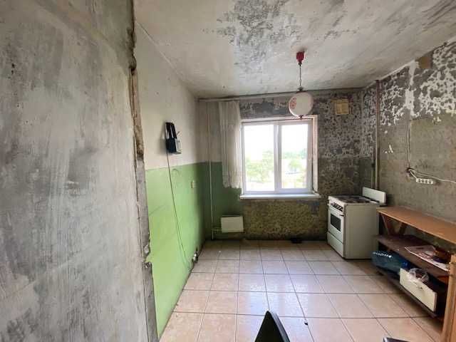 Продаж 3-к квартири м.Київ, вул.Драйзера, 30   55000$