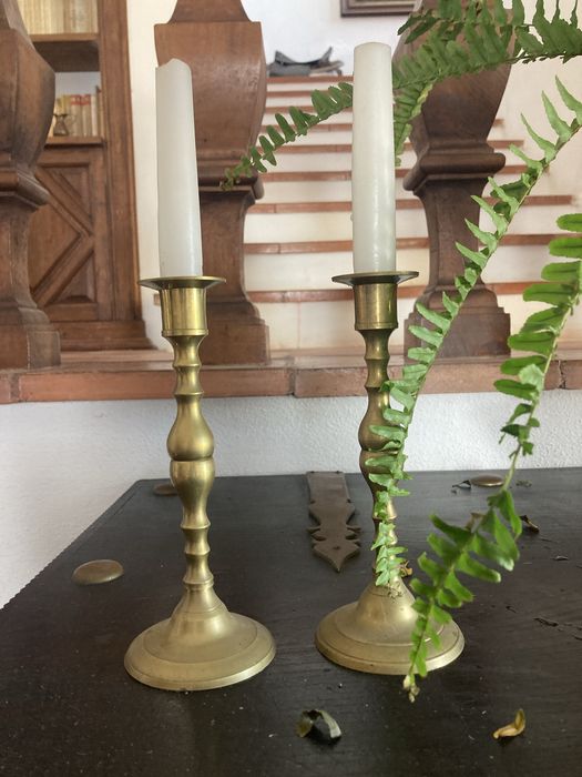 Par de Castiçais em Cobre Antigos